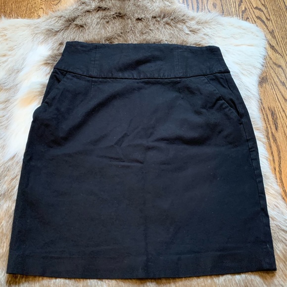 BANANA REPUBLIC STRETCH SKIRT - Picture 1 of 7